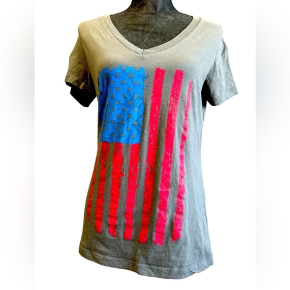 Harley-Davidson‎ Women’s V-Neck Tee Las Vegas American Flag Size XL - Picture 1 of 4
